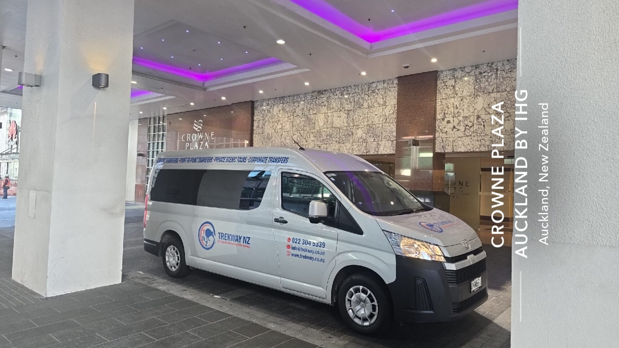 Trekway shuttle van at Crowne Plaza Auckland